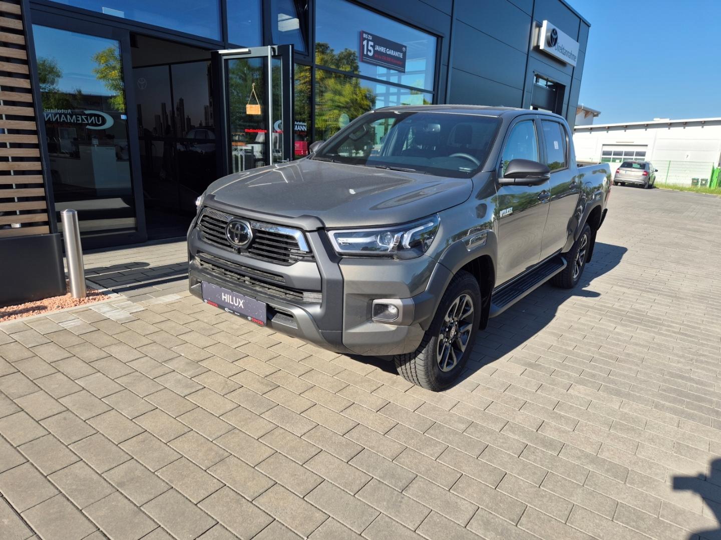 Toyota Hilux 2.8 l Diesel 4x4 Double Cab Invincible