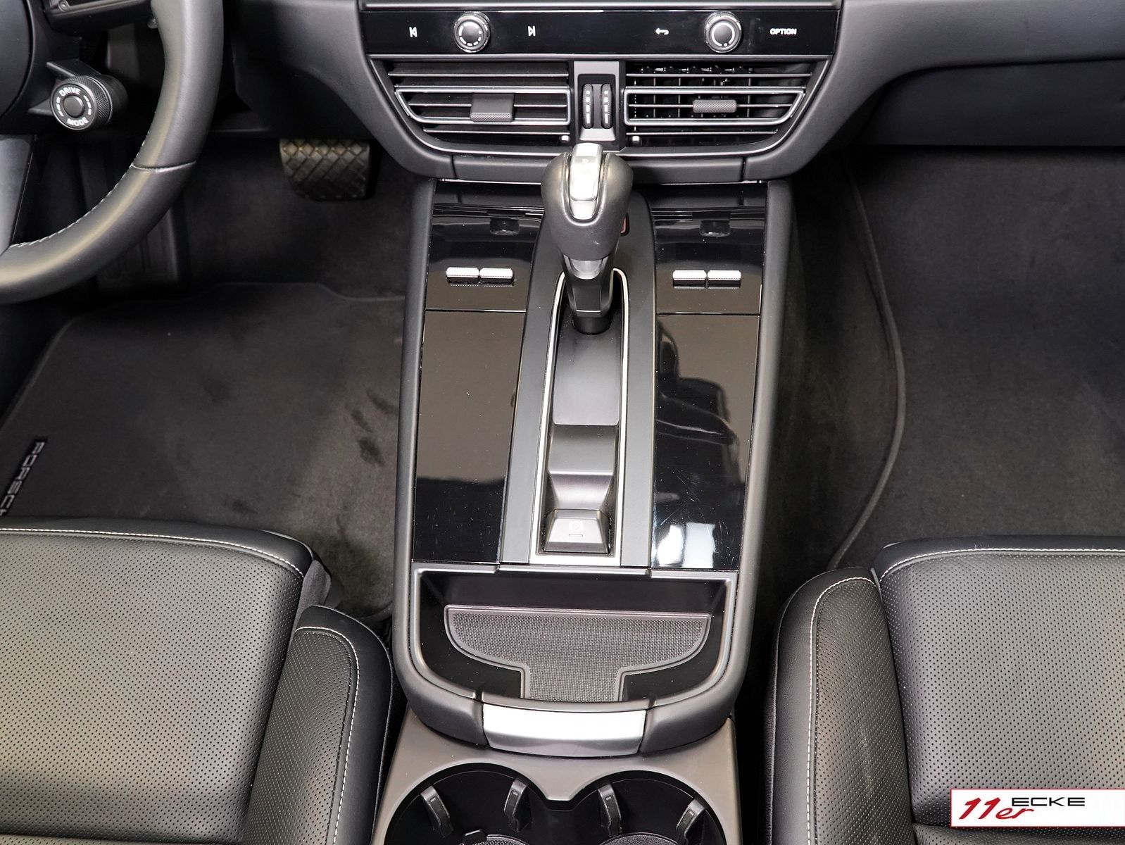 Porsche Macan T  Approved 11/26, KD neu, Pano foto 19
