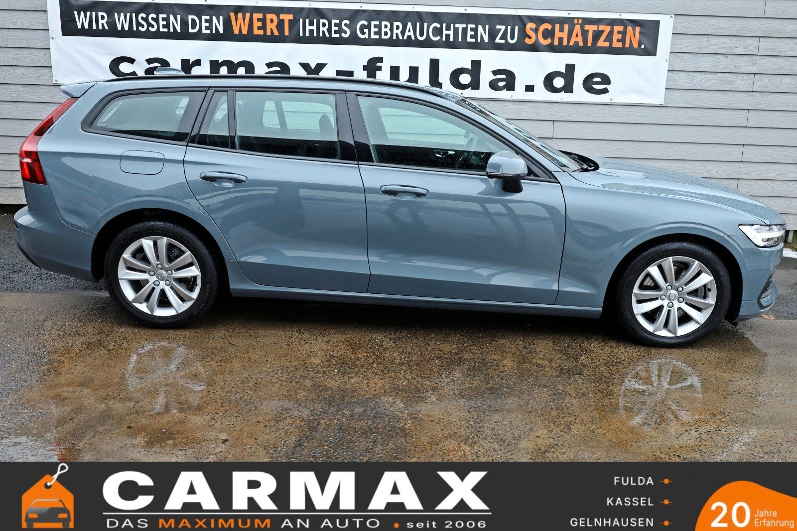 Fahrzeugabbildung Volvo V60 B4 D Momentum Core, Navi,LED,Carplay,DAB