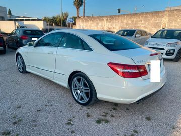 Mercedes E 250 - 3