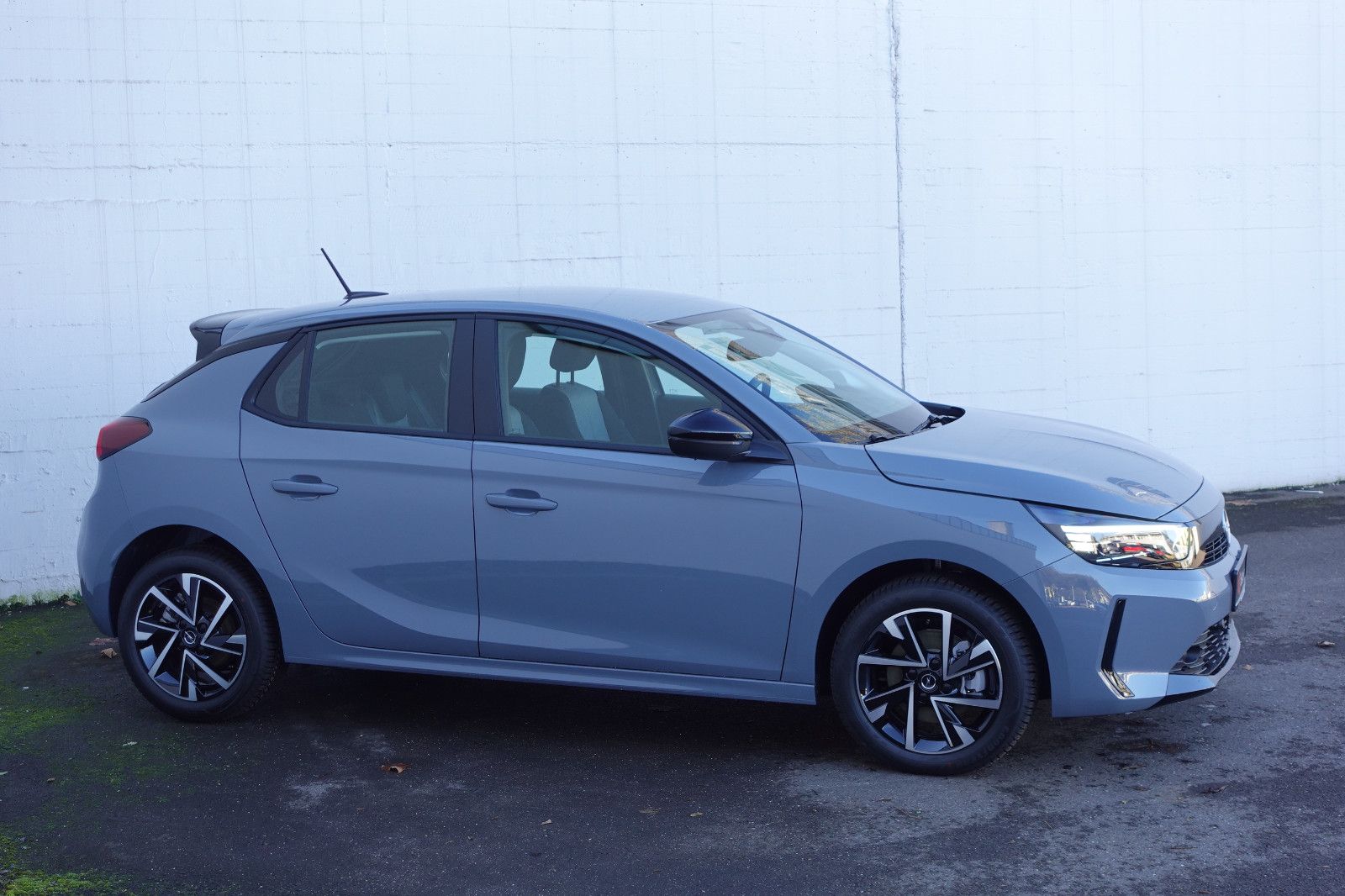 Fahrzeugabbildung Opel Corsa Hybrid Edition Sitzh.,Allwetter,LED,PDC