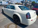 Chrysler 300C 2.7 V6 Autom.TÜV 01.2028*KLIMA*TEMPOMAT*20Z - Chrysler Gebrauchtwagen in Hannover