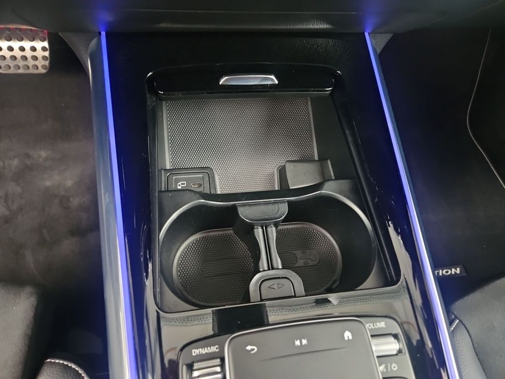 Fahrzeugabbildung Mercedes-Benz B 200 AMG Night Multibeam Sound Sport KAM Navi