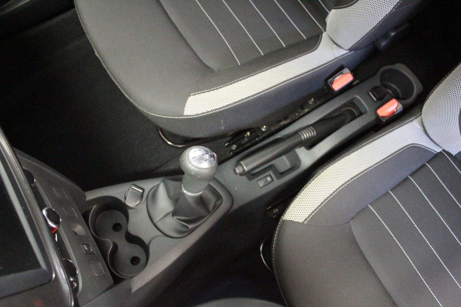 Fahrzeugabbildung Dacia Sandero TCe 90 Stepway Prestige *Media-Nav*