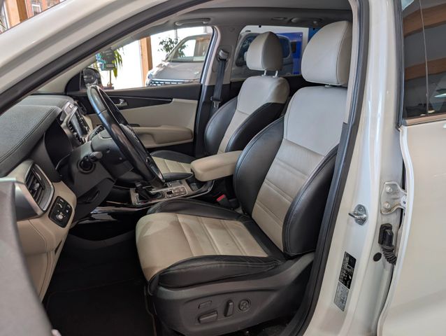 Kia Sorento Platinum Edition 4WD