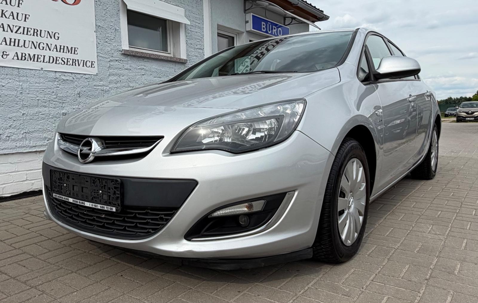 Opel Astra J Lim. 4-trg. Active