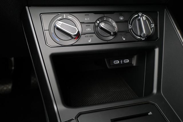 Volkswagen Taigo 1.0TSI Trend Led CarplayAndriod Sitzheizu
