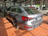Skoda Superb Combi Sportline Panorama schwenkbare AHK - Skoda aus 2023