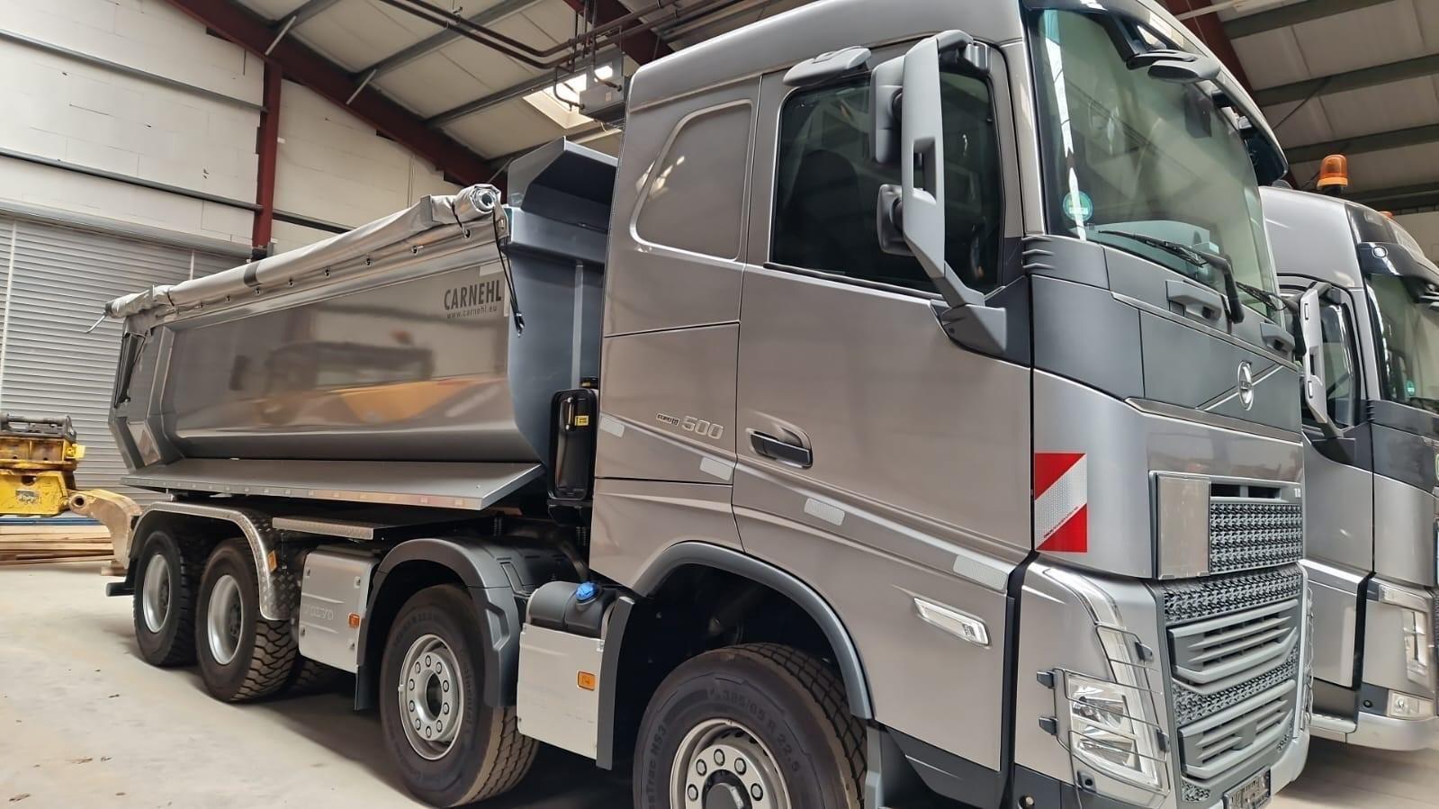 Volvo FH 500 8x4 Carnehl Kipper*X-Track, Liftachse*