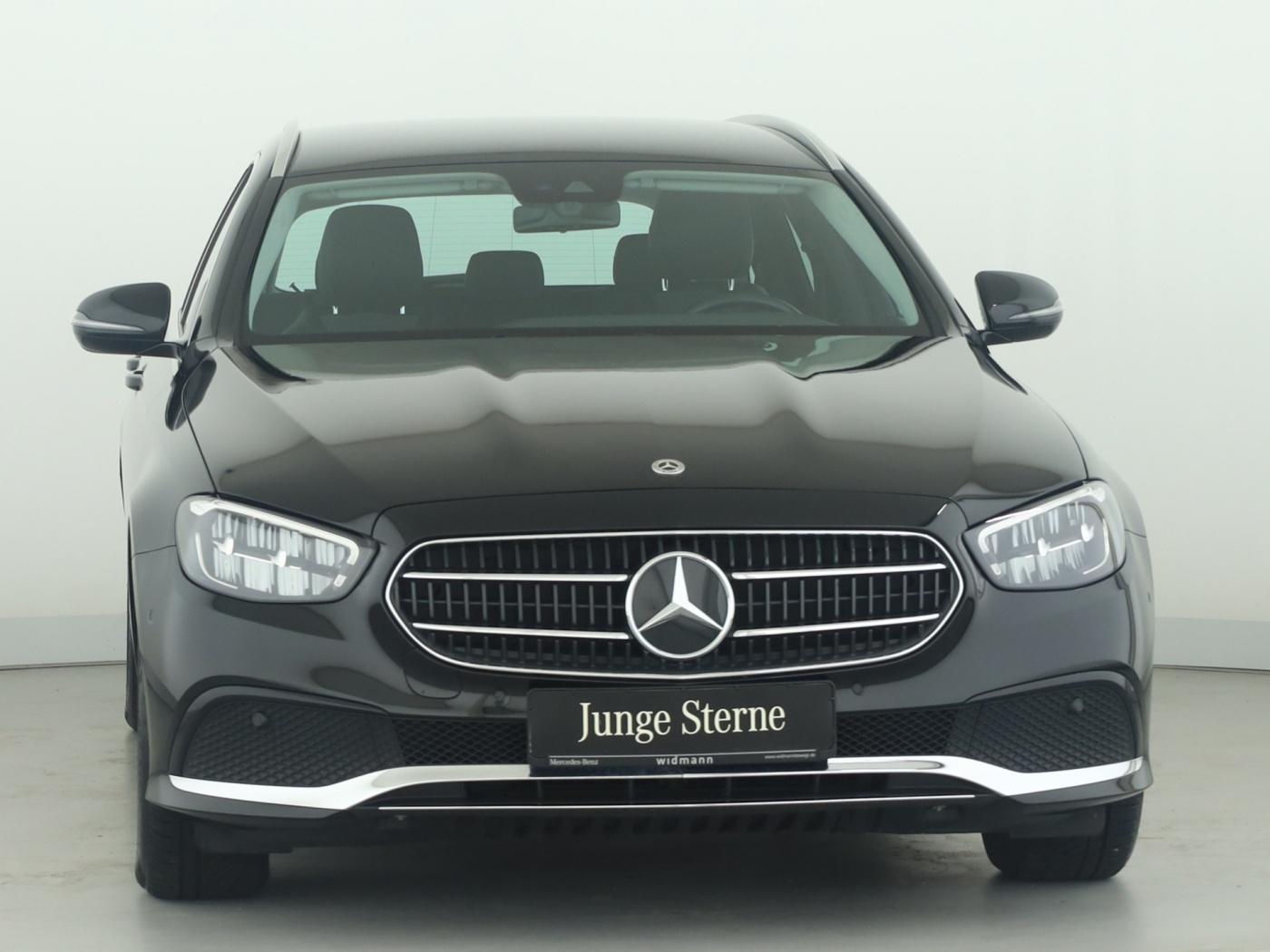 Mercedes-Benz E 300 d 4M T *Avantgarde*LED*PDC*Kamera*Navi*DAB