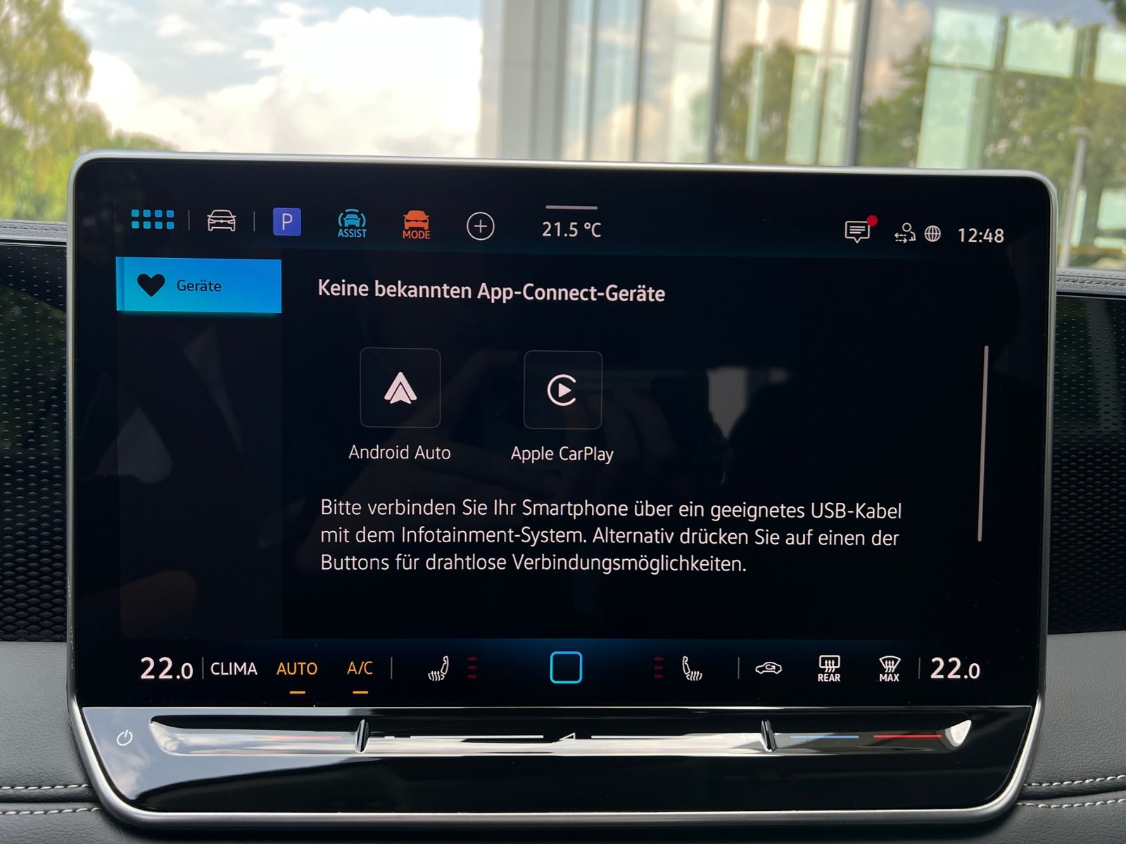 Fahrzeugabbildung Volkswagen Tiguan LIFE 1.5 eTSI DSG *AHK, LED Plus, Kamera,