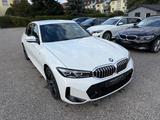 BMW 330e Lim / M Sport / LEDER / KAMERA / HIFI / DAB - BMW 330: Weiß, mit Navigationssystem