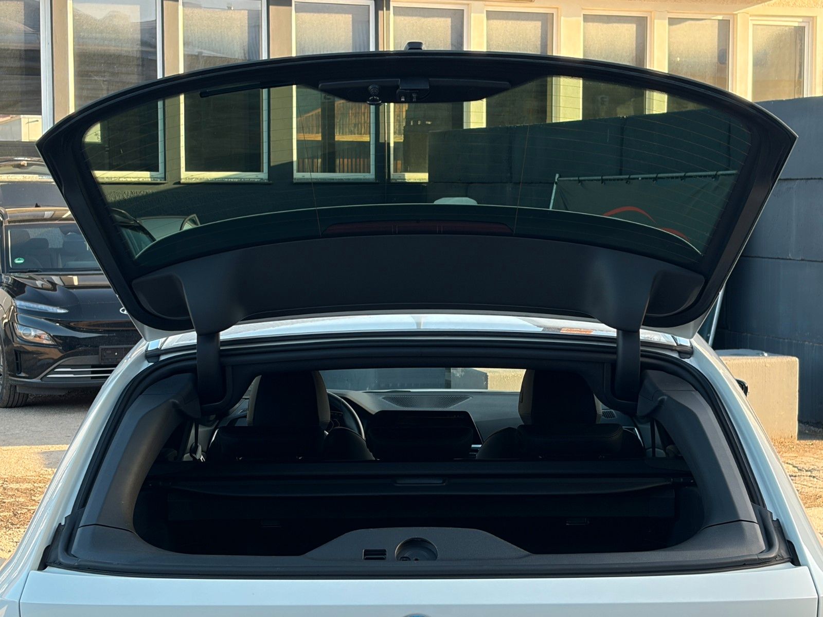 Fahrzeugabbildung BMW 320e G21 Touring M Sport Galvanik Akustik HiFi