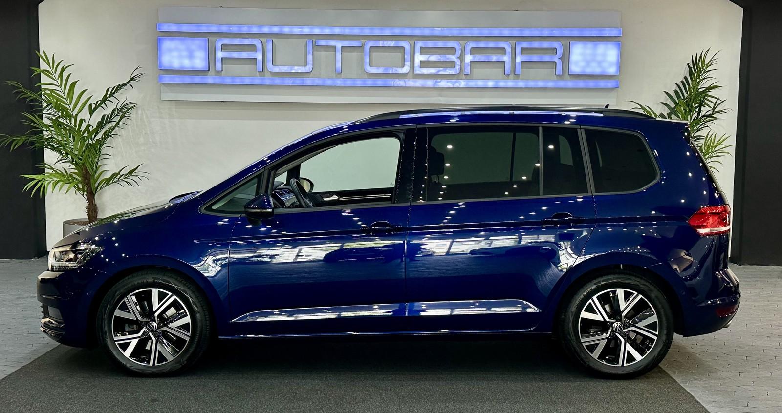 Volkswagen Touran 2.0TDI DSG 7SITZE*STANDHZ*SOUNDSYS*CARPL.
