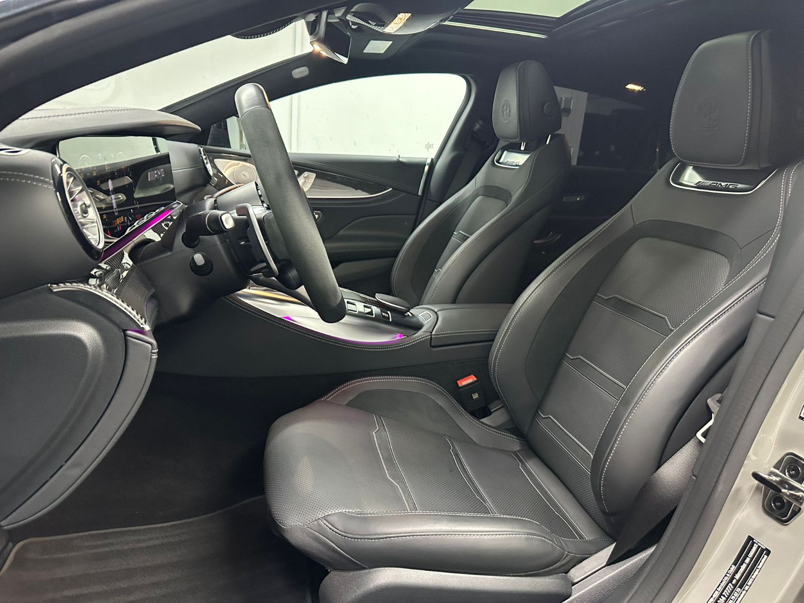 Fahrzeugabbildung Mercedes-Benz GT 63  S E Performance *AERODYNAMIK*CLASSICGRAU*
