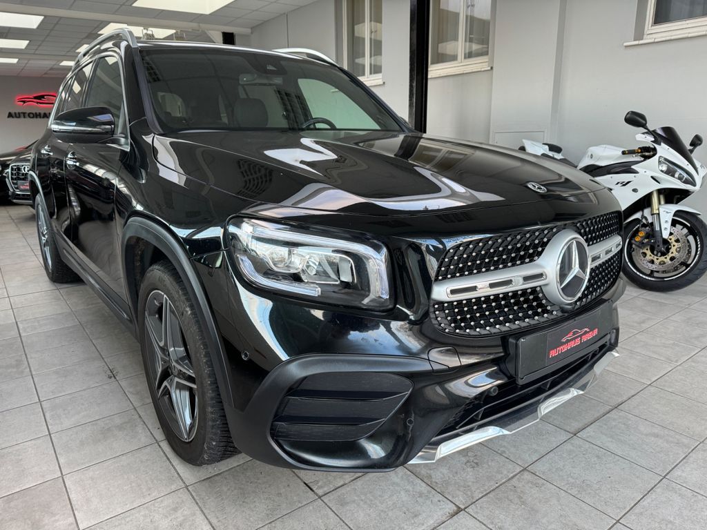 Mercedes-Benz GLB 220