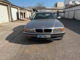 BMW 728i e38 - BMW 728: 728i E38