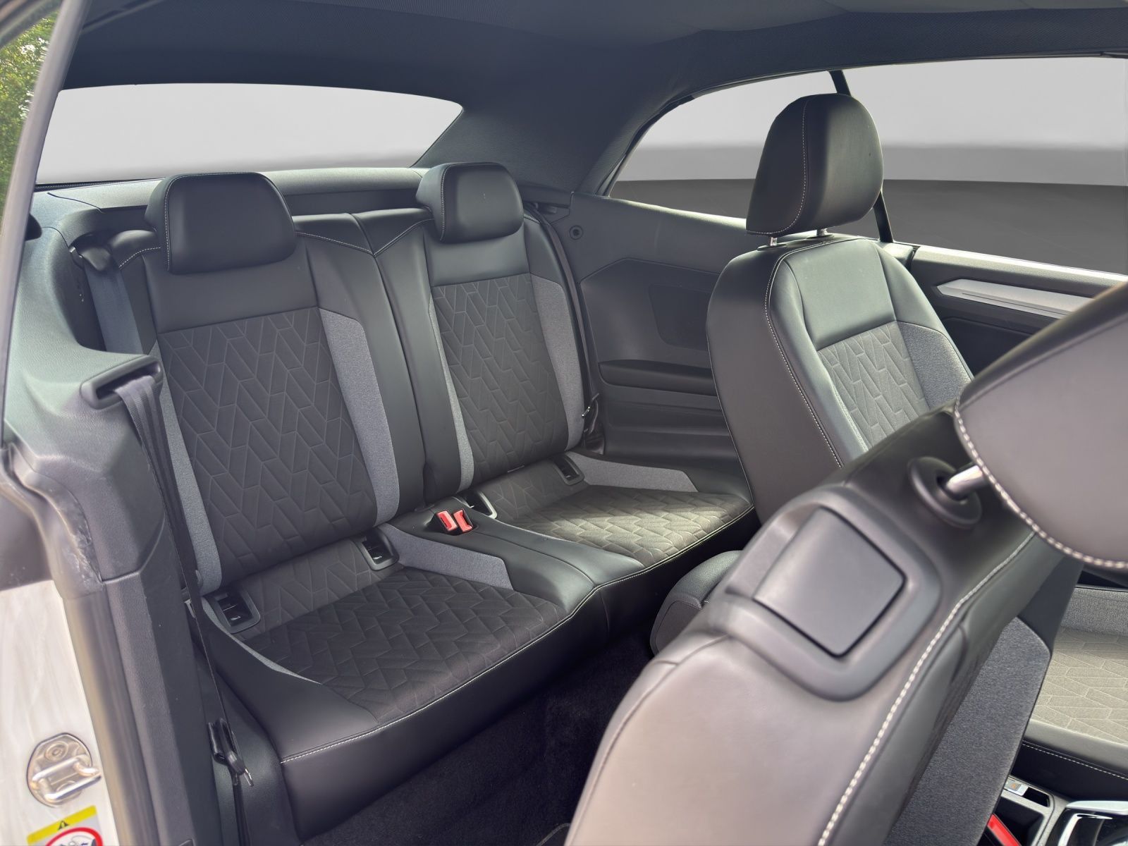Volkswagen T-Roc - Bild 7