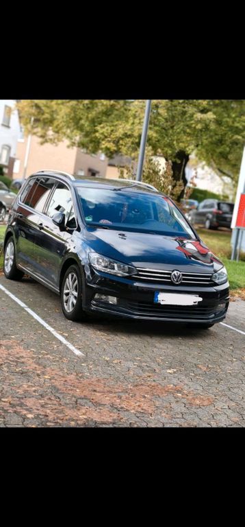 Image of Volkswagen Touran