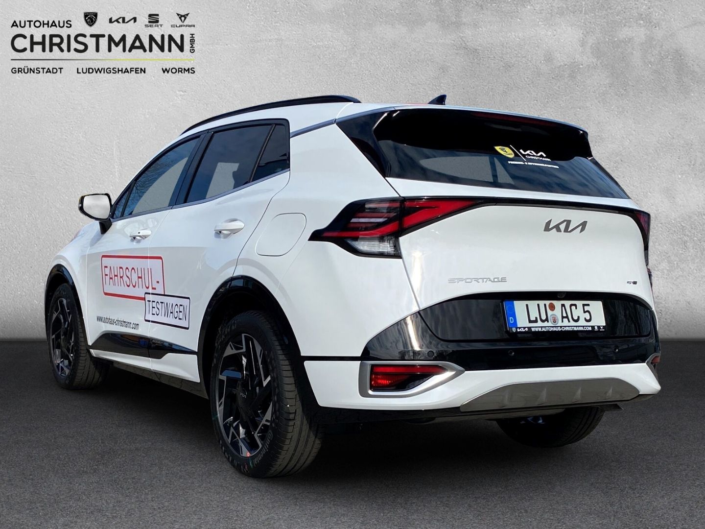 Fahrzeugabbildung Kia Sportage GT-Line 4WD 1.6 T-GDI Mild-Hybrid EU6e