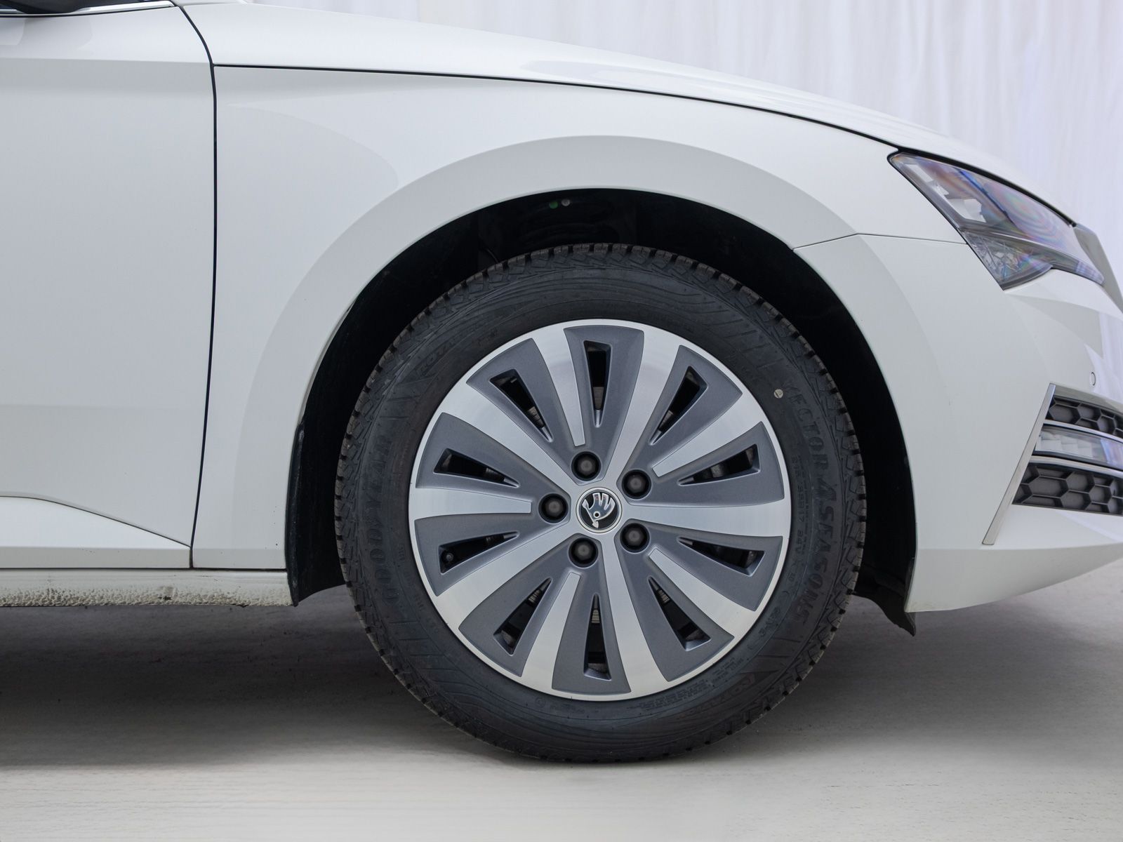 Skoda Superb - Bild 9