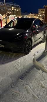 Tesla Model Y Long Range Dual Motor AWD Long Range - Tesla Model Y in Düsseldorf