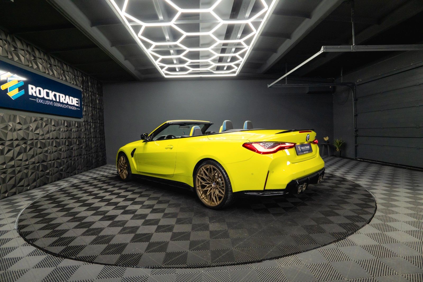 Fahrzeugabbildung BMW M4 Cabrio xDrive Competition AC Schnitzer LASER
