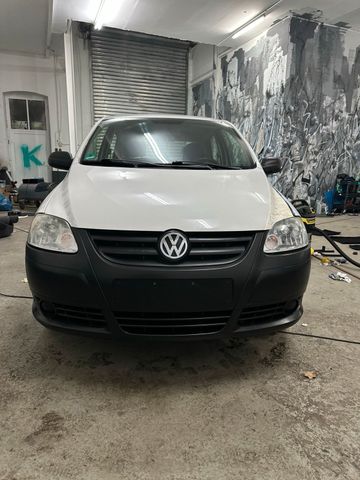 Volkswagen VW Fox 1.2 *TÜV bis 03.2026 *läuft auf 2 Z...