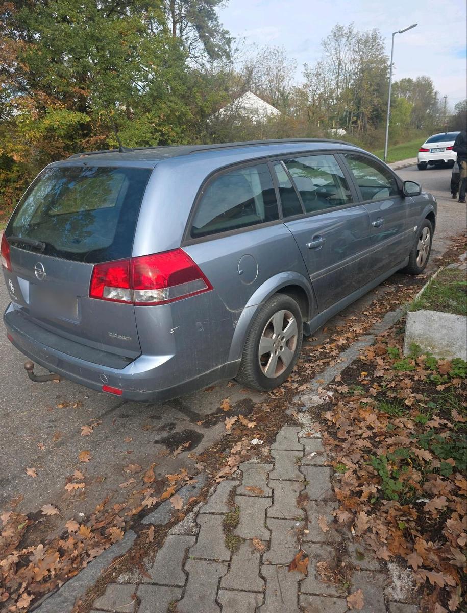 Opel Vectra 2004 — photo 7