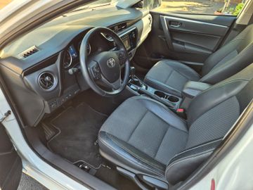 Toyota Corolla - 12