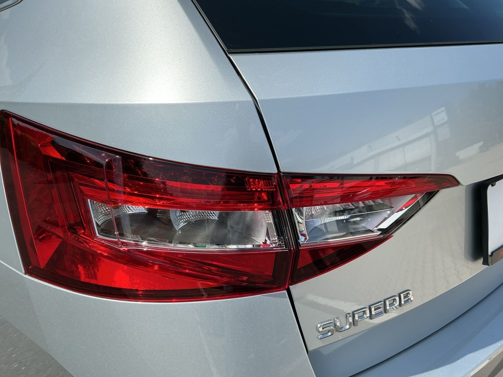 Skoda Superb - Bild 18