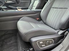 Fahrzeugabbildung Rafale 200 E-Tech Full Hybrid Esprit Alpine