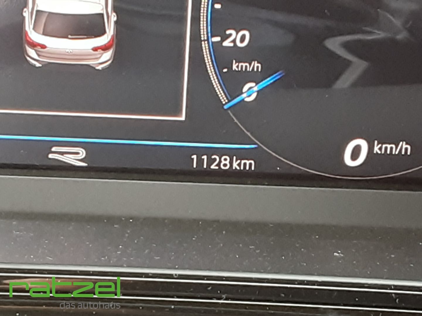 Fahrzeugabbildung Volkswagen T-Roc R-Line 1.5TSI DSG AHK+LED+Kamera+PDC+ACC
