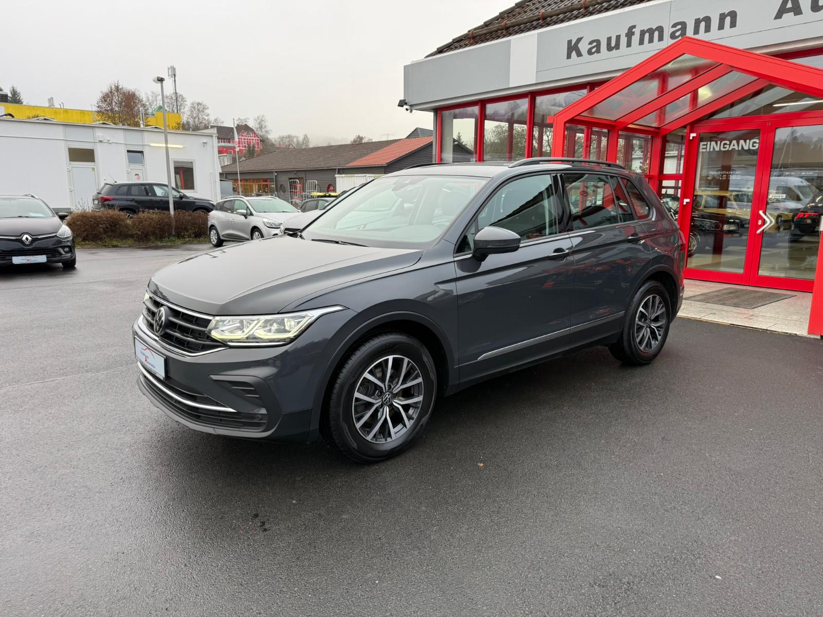 Volkswagen Tiguan 2.0 TDI Life*DSG*ACC*LED*SHZ*