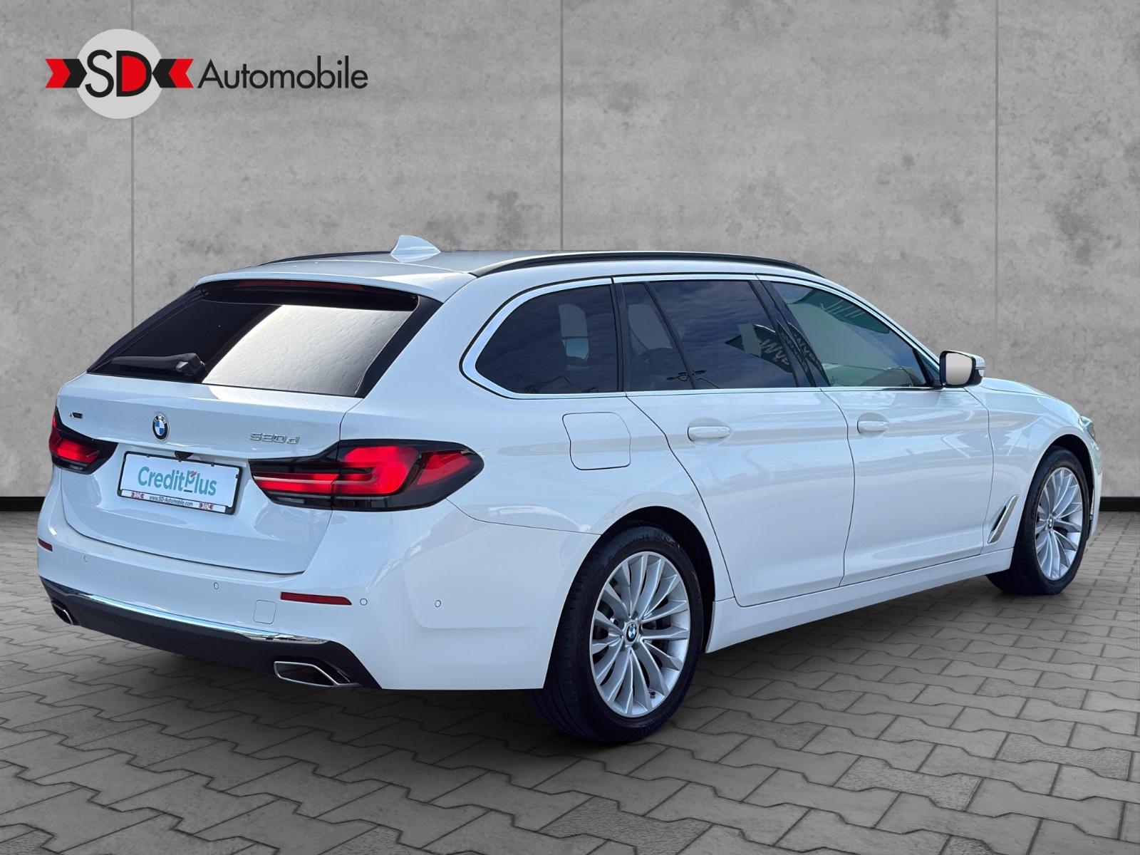 BMW 520 d xDrive Luxury Line LED AHK LiveCockpit DAB