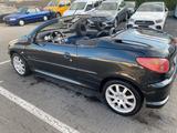Peugeot 206 CC Cabrio | TÜV | Sommerauto | 1.6 B - Peugeot 207 in Wiesbaden
