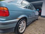 BMW 316 318i Coupe / Compact 316i  Exklusiv-Paket - BMW 316 aus 1997: 316i