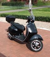 Vespa GTS 300 Super Sport (ABS), wie neu - Offers