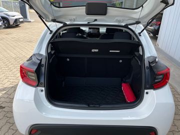 Toyota Yaris - 10