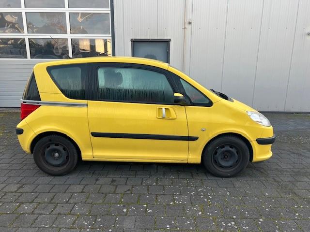 Peugeot 1007 2005 — photo 5
