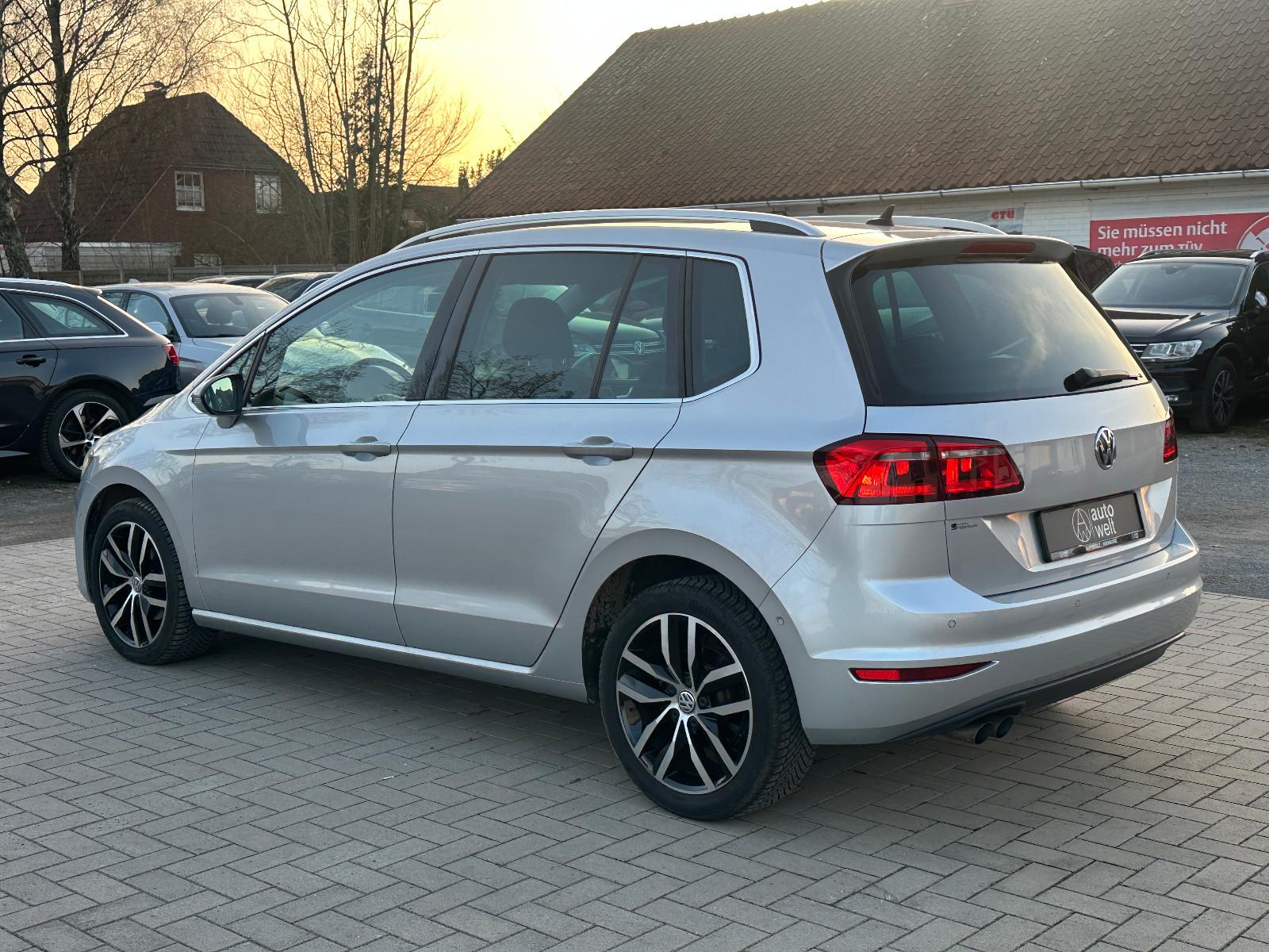 Volkswagen Golf 7 Sportsvan 2.0 TDI, Aut, Pano, Service neu