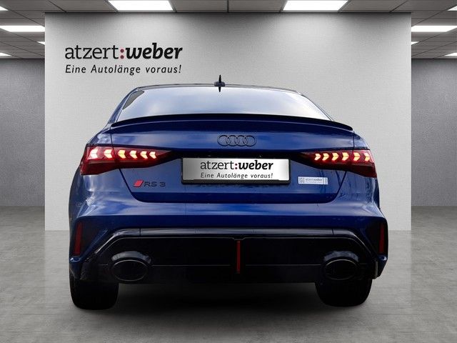 Fahrzeugabbildung Audi RS 3 Limousine Matrix SONOS PANO Kamera HuD