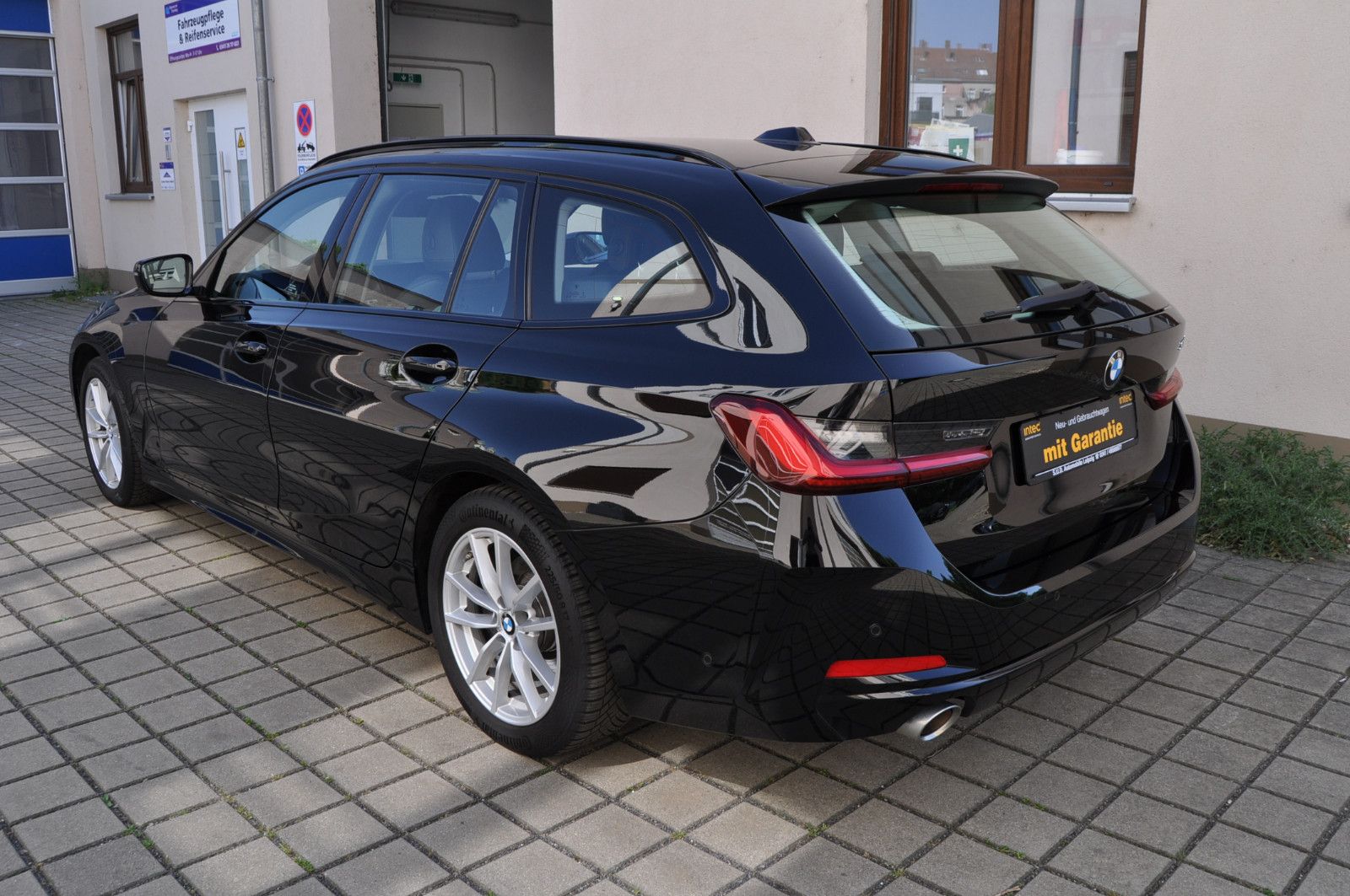 BMW 318i Touring LED Sportsitze HiFi Widescreen AHK foto 3