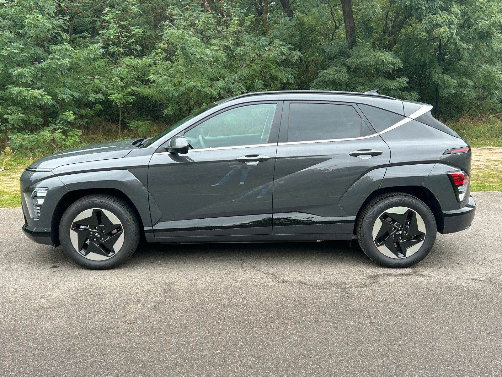 Fahrzeugabbildung Hyundai KONA EV Prime 150 kW *RW496KM*TechnikPkt*RFK*