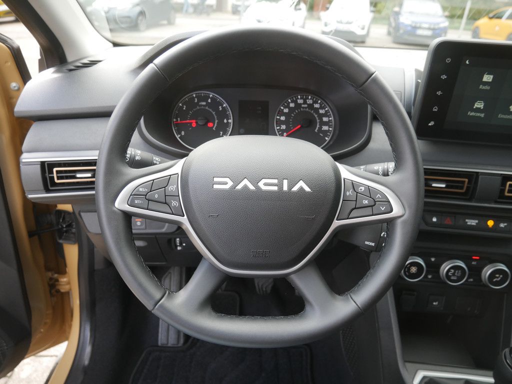 Fahrzeugabbildung Dacia Sandero Stepway Extreme TCe 110 KAMERA AHK LED