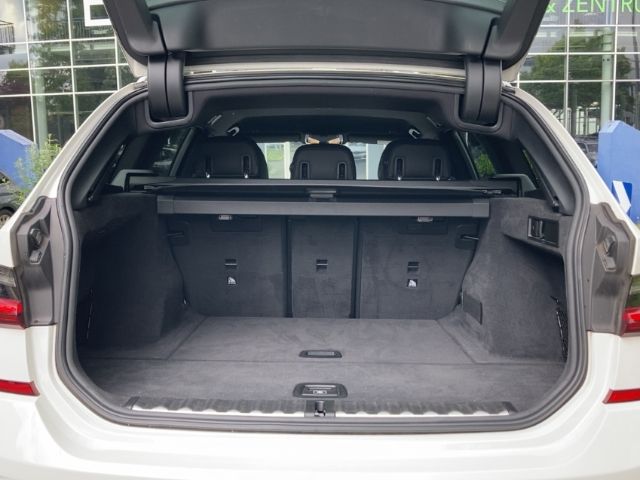 BMW 320 i Touring M-Sport ACC Sitzheizung El.Heckkla foto 15