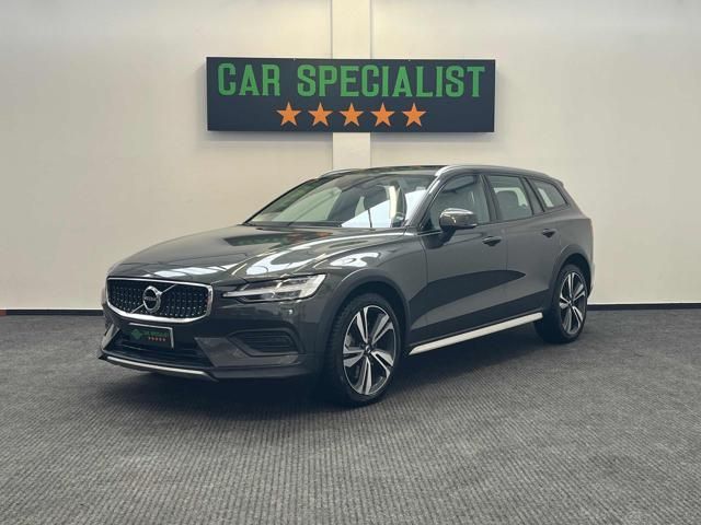 Другие VOLVO V60 Cross Country B5 AWD Ultimate SERVICE|