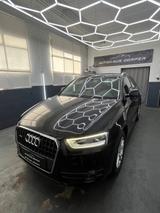 Audi Q3 2.0 TFSI quattro S-Line PANO NAVI PDC MFL BT - Audi Q3 in Solingen