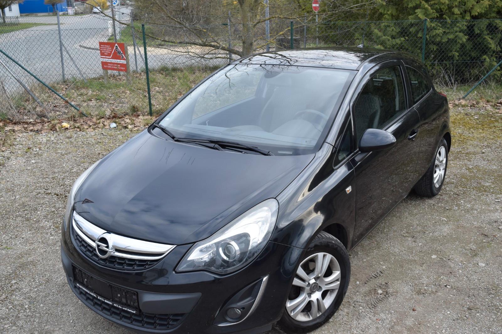 Opel Corsa D Innovation/NAVI/SH/TEMPOMAT/TÜV NEU!!!