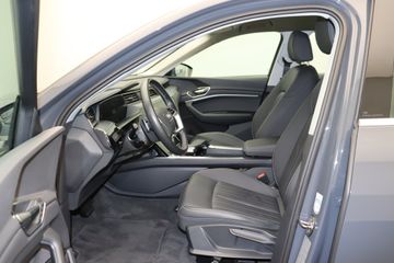 Audi Q8 e-tron - 8